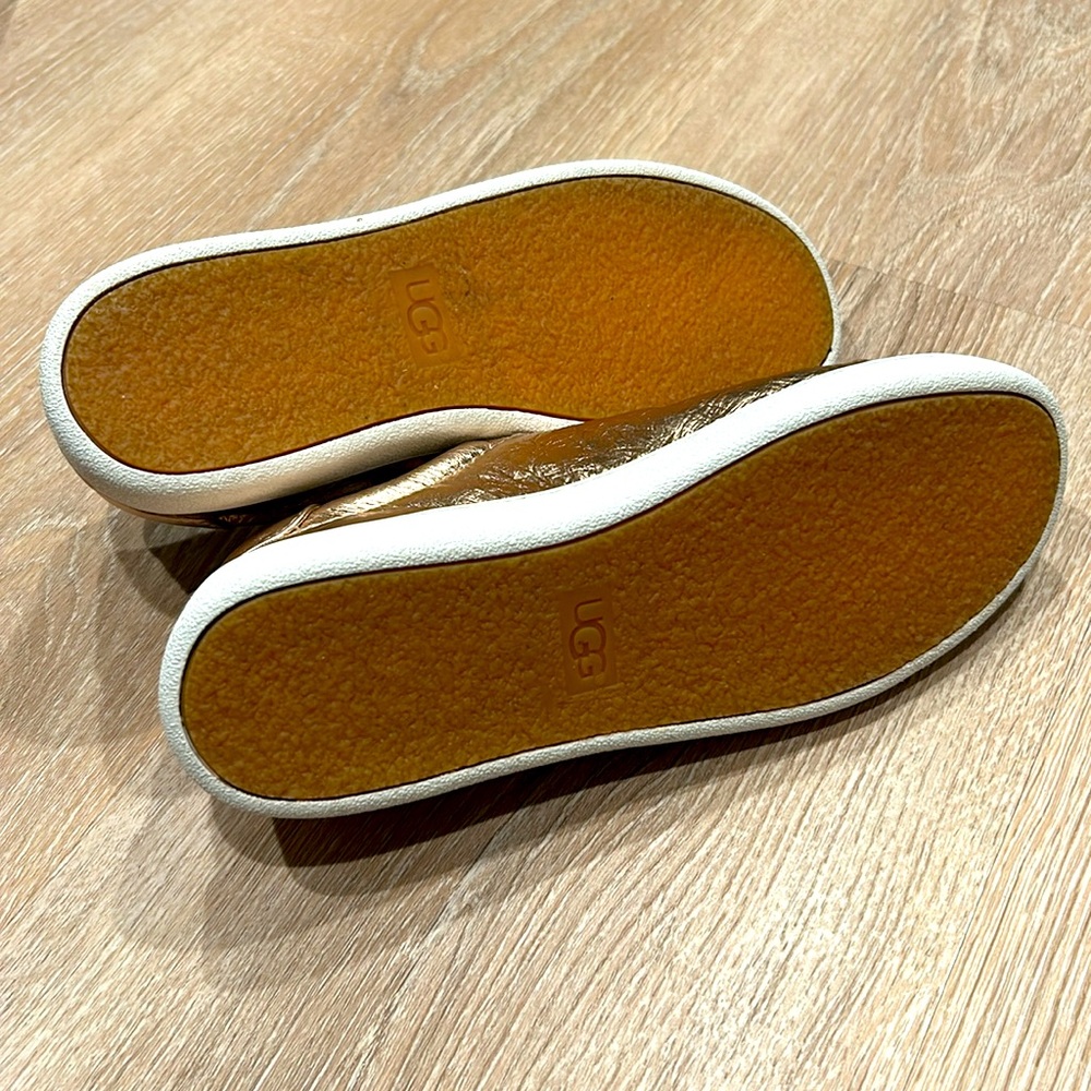 Ugg Milo gold sneakers - Picture 5 of 7